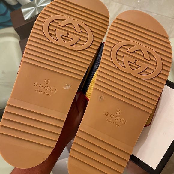 Gucci Men's Baiadera Stripe Slide Sandal In Red - Picture 12 of 15